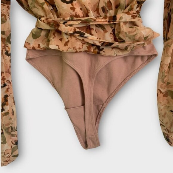 Aritzia Floral Wrap Bodysuit in Beige and Brown - Picture 6 of 10